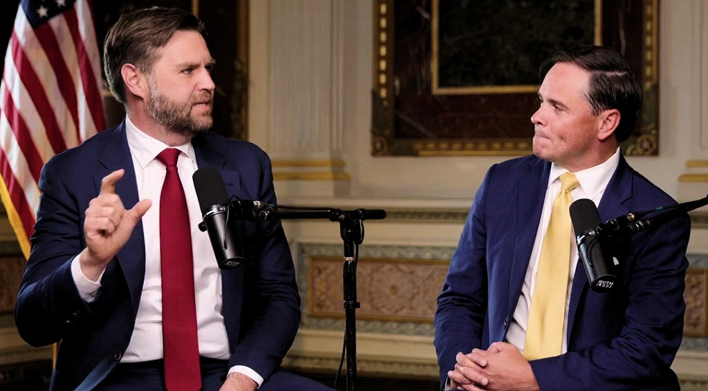LE VICE PRESIDENT J.D. VANCE ET JOSH HOLMES
