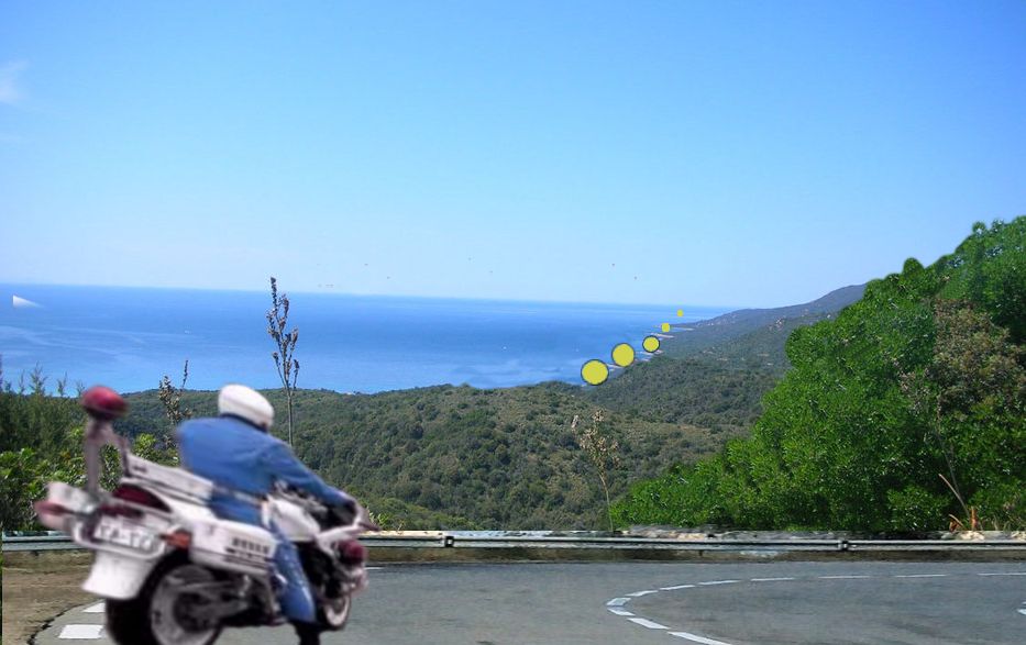 un motard observe un ovni - uap 