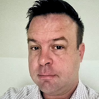 MATT JONE JOURNALISTE - REPORTER